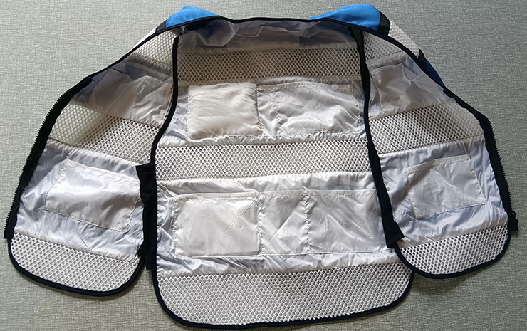 GAYA PAKAIAN YANG DINGIN